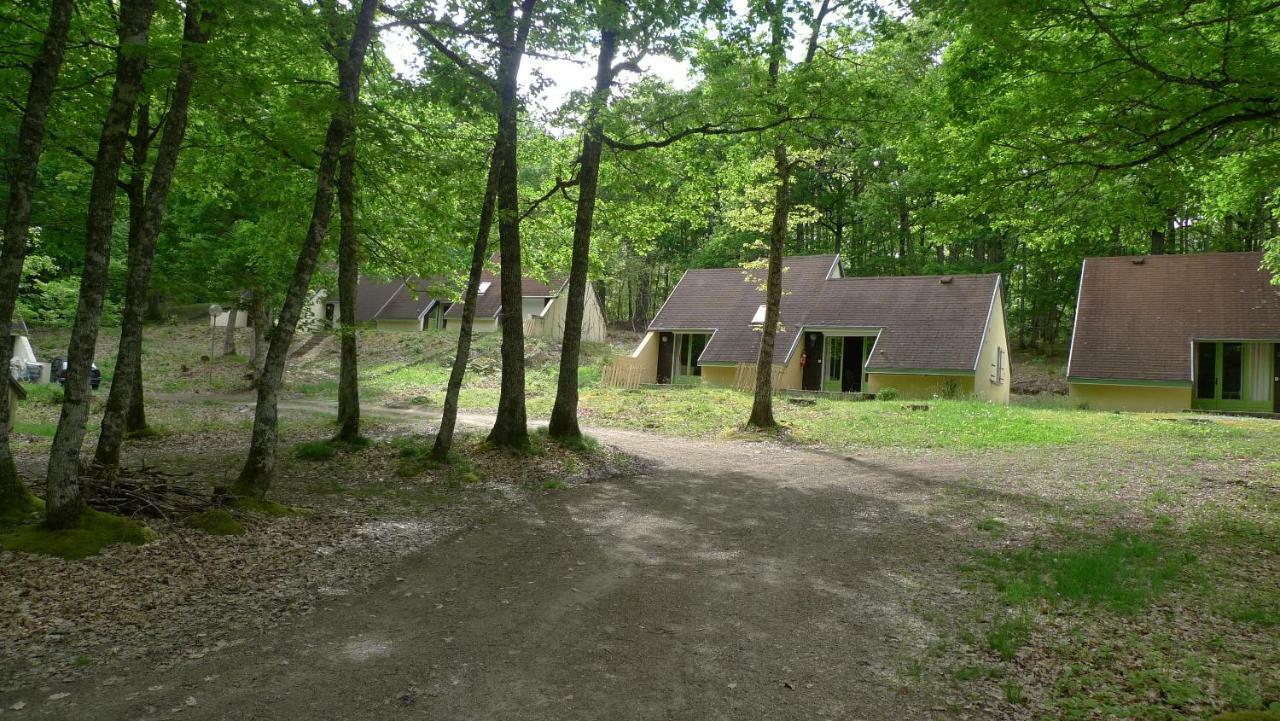 Gites La Foret Chenerailles Екстериор снимка