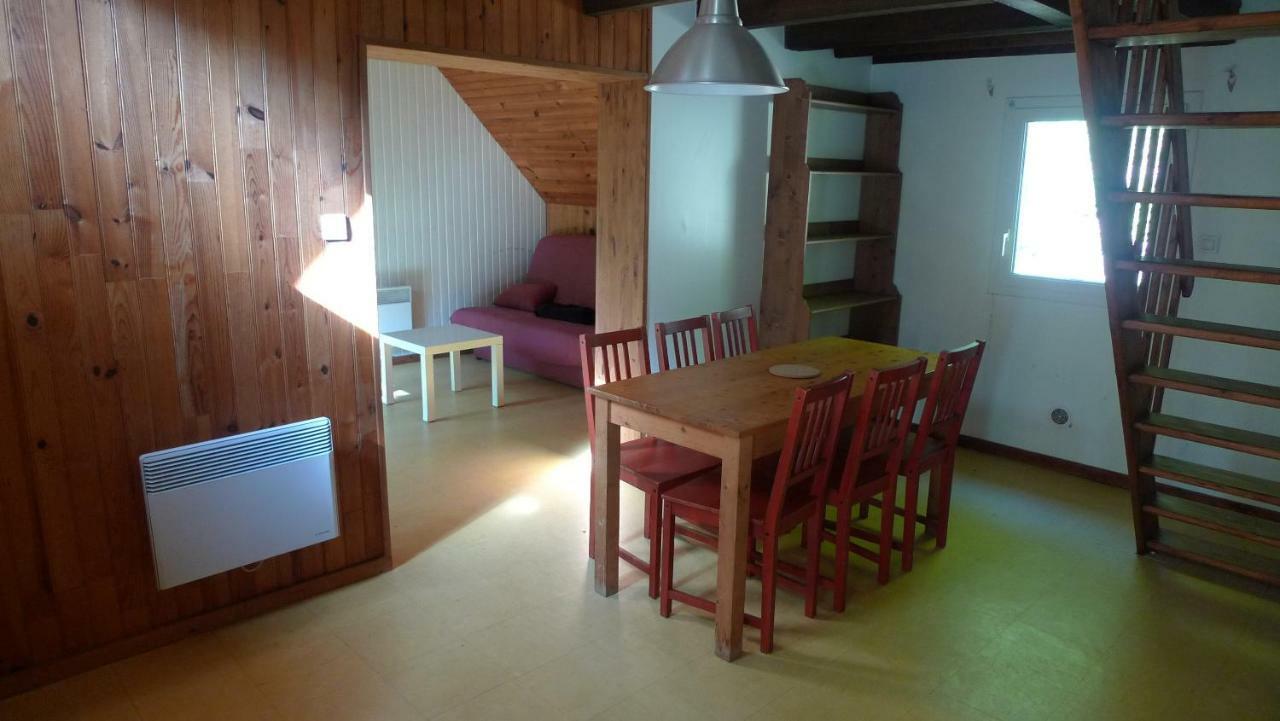 Gites La Foret Chenerailles Екстериор снимка